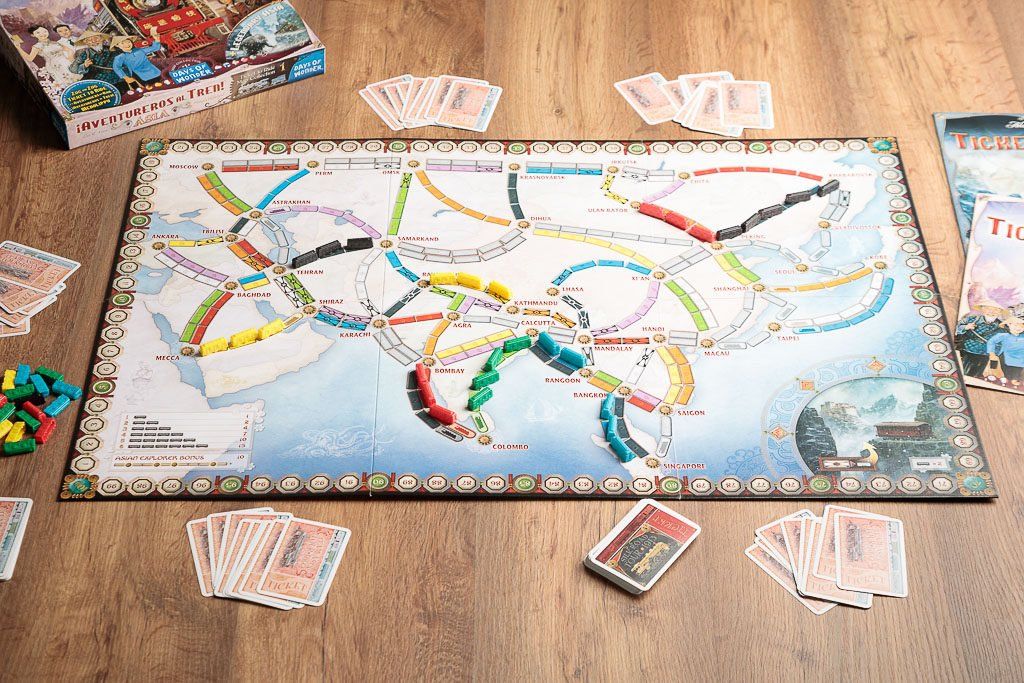 Aventureros al tren Asia es uno de los juegos de mesa de mapas