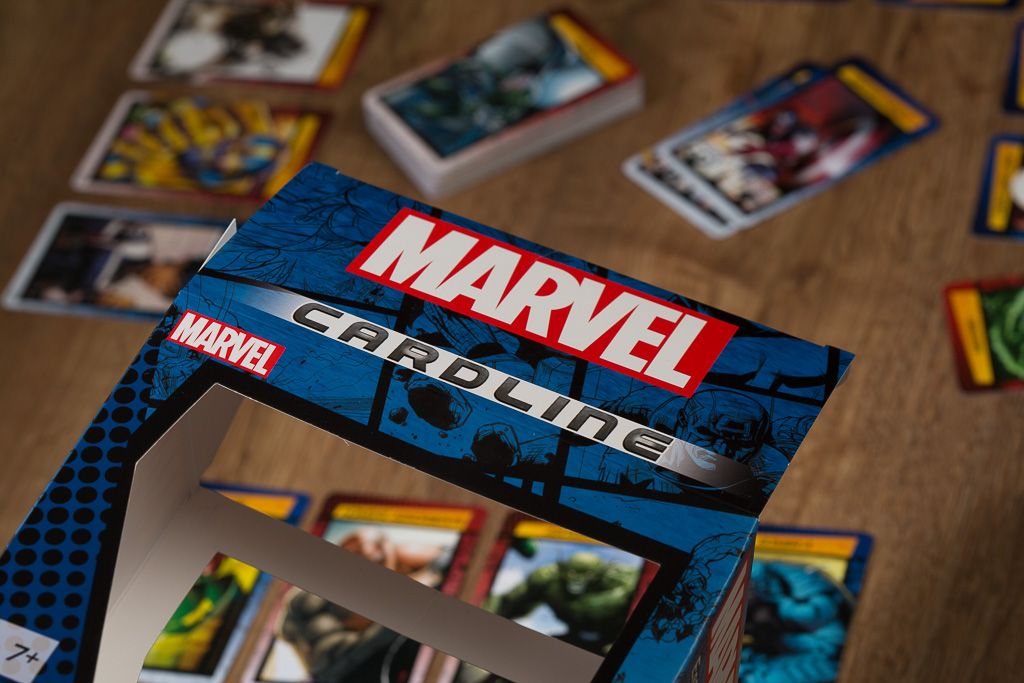 Cardline Marvel, juegos de mesa para regalar a un niño pequeño