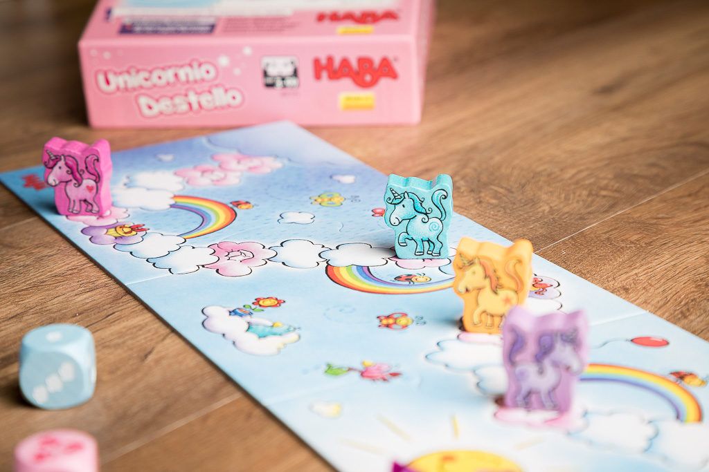 Unicornio Destello es uno de los juegos de mesa infantiles por menos de diez euros
