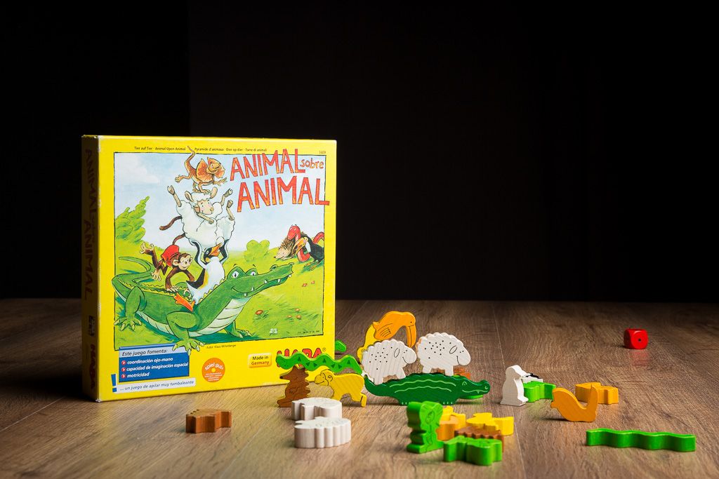 Animal sobre anima, juegos de mesa para amansar a pequeñas fieras